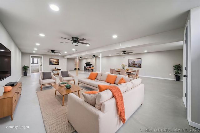 19805 S Lake Drive, Claremore, OK 74017