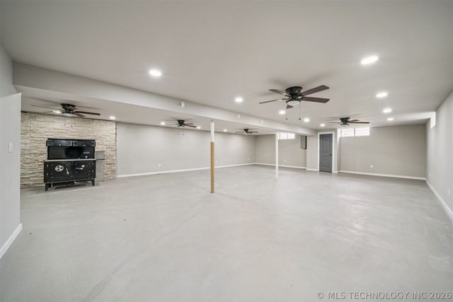 19805 S Lake Drive, Claremore, OK 74017