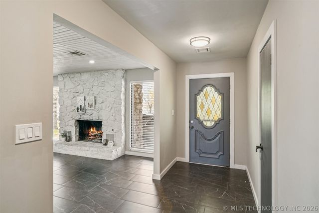 19805 S Lake Drive, Claremore, OK 74017