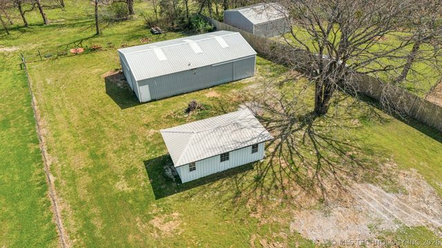 19805 S Lake Drive, Claremore, OK 74017