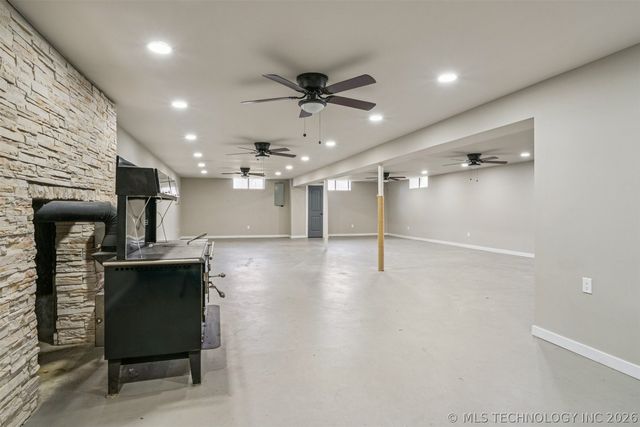 19805 S Lake Drive, Claremore, OK 74017