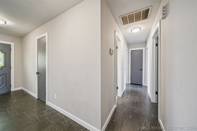 19805 S Lake Drive, Claremore, OK 74017