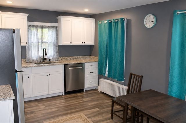 37 Hunt St, Brockton, MA 02302