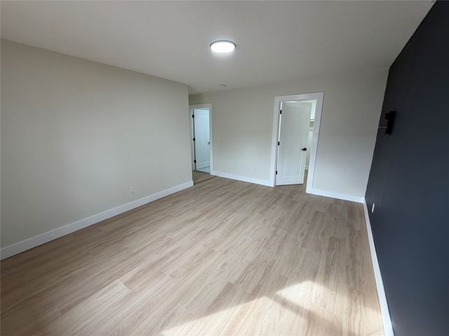 30 Elm Street, Carlisle, IA 50047