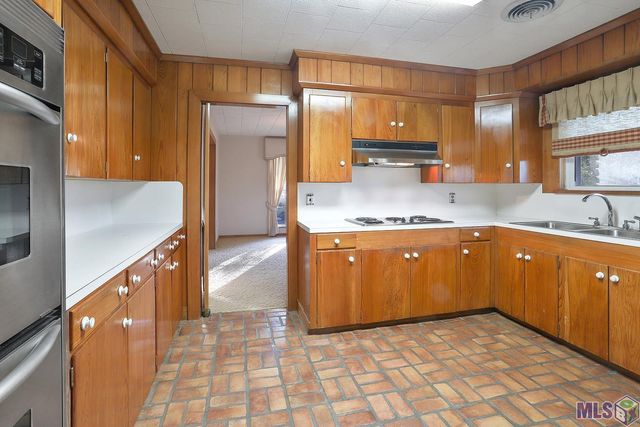 7520 Us Hwy 61, St Francisville, LA 70775