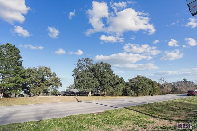 7520 Us Hwy 61, St Francisville, LA 70775