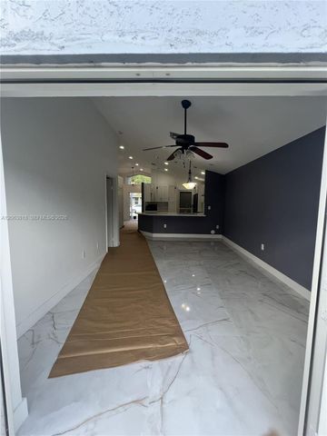 289 SW 159th Ln, Sunrise, FL 33326