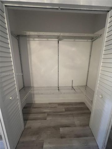 289 SW 159th Ln, Sunrise, FL 33326