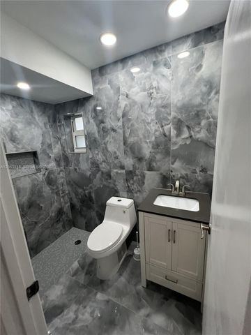 289 SW 159th Ln, Sunrise, FL 33326