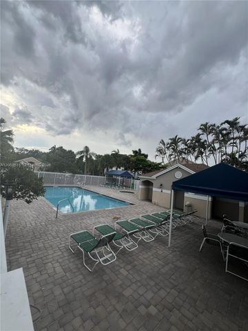 289 SW 159th Ln, Sunrise, FL 33326