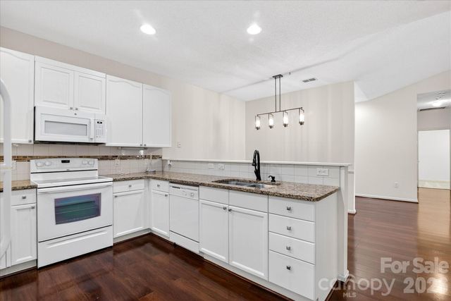 4492 Antelope Lane, Charlotte, NC 28269