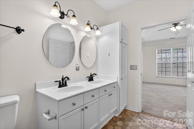 4492 Antelope Lane, Charlotte, NC 28269