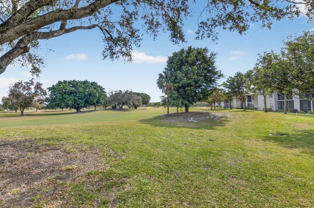 11586 Briarwood Circle 1, Boynton Beach, FL 33437