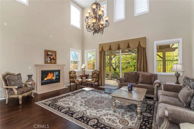 28629 Farrier, Valencia, CA 91354