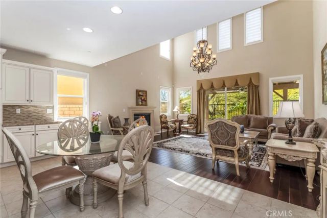 28629 Farrier, Valencia, CA 91354