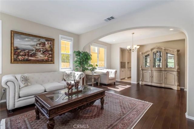 28629 Farrier, Valencia, CA 91354