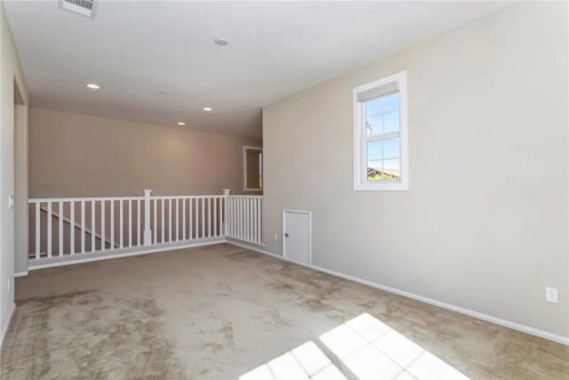 28629 Farrier, Valencia, CA 91354