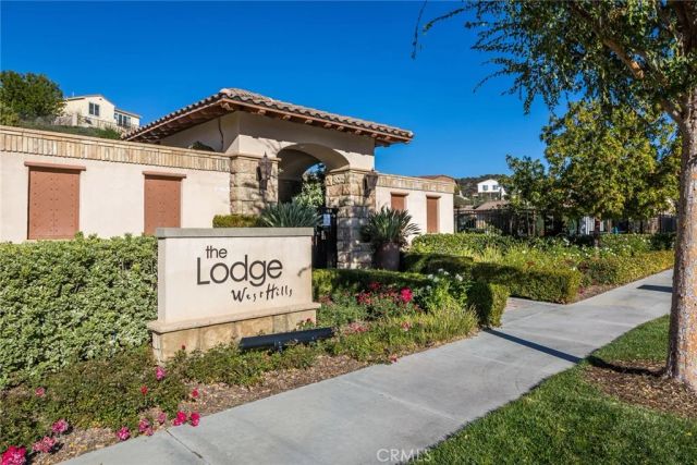 28629 Farrier, Valencia, CA 91354