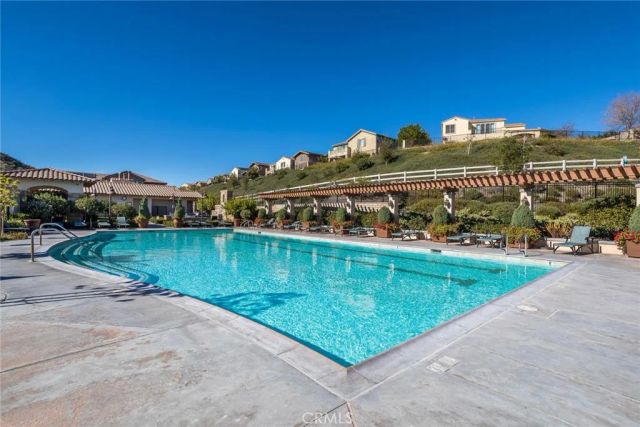 28629 Farrier, Valencia, CA 91354