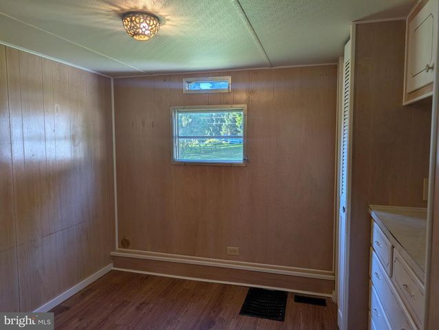 300 SAND BANK ROAD, Mount Holly Springs, PA 17065