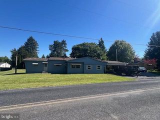 300 SAND BANK ROAD, Mount Holly Springs, PA 17065