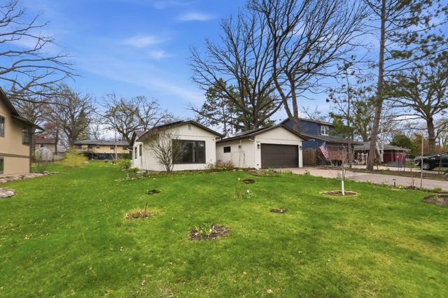 1611 10th Avenue SE, Saint Cloud, MN 56304