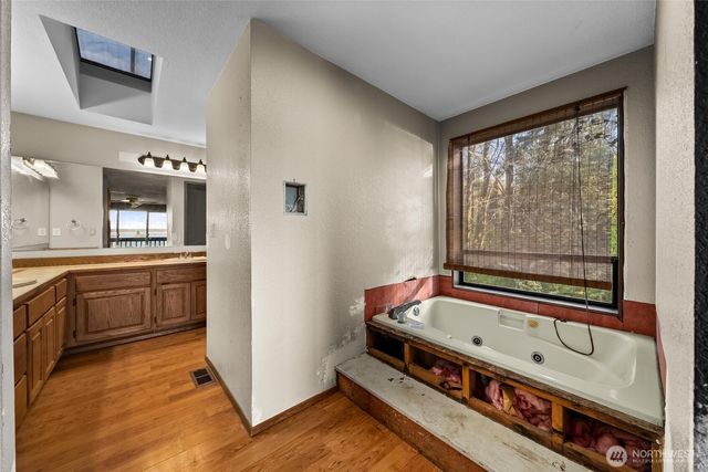 4123 8th Street NW, Gig Harbor, WA 98335