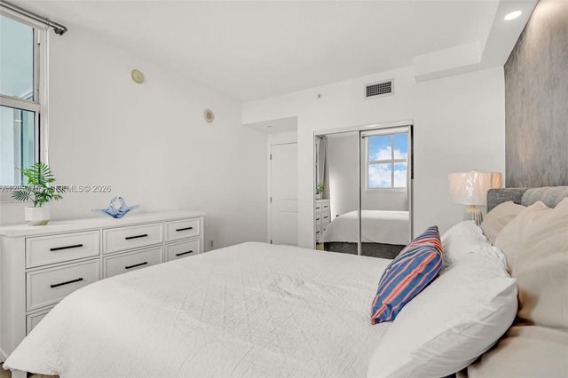 1250 S Miami Avenue 2305, Miami, FL 33130