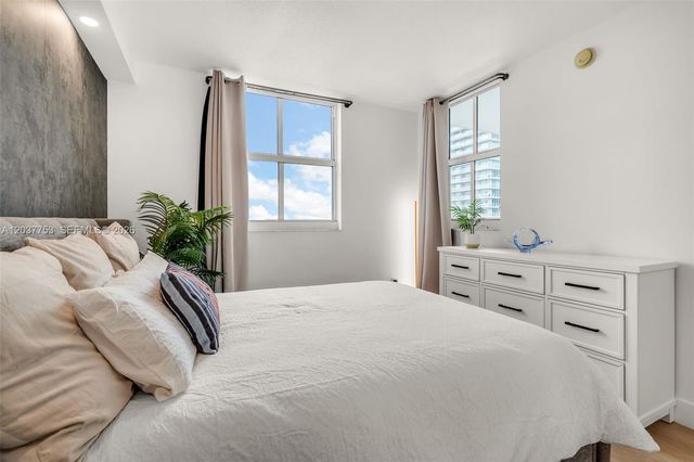 1250 S Miami Avenue 2305, Miami, FL 33130