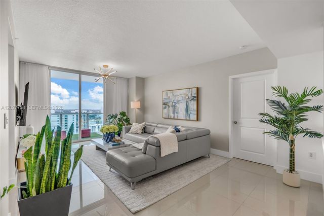 1250 S Miami Avenue 2305, Miami, FL 33130