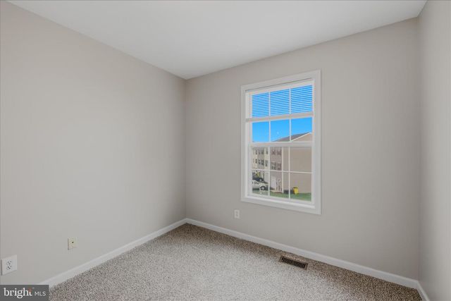 206 PONY CIR, Martinsburg, WV 25405