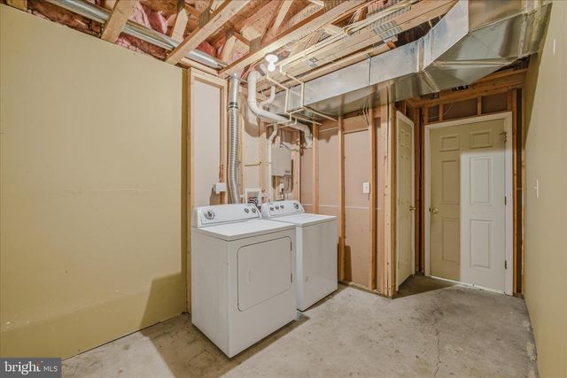 206 PONY CIR, Martinsburg, WV 25405