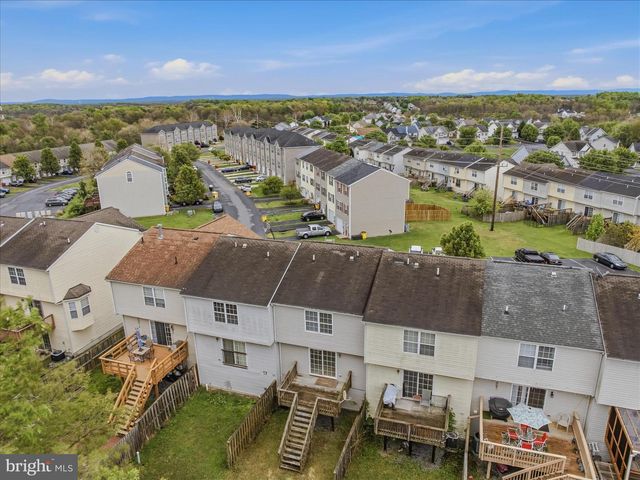 206 PONY CIR, Martinsburg, WV 25405