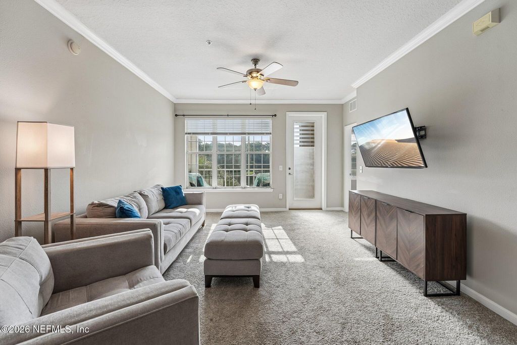 11251 CAMPFIELD Drive 1304, Jacksonville, FL 32256