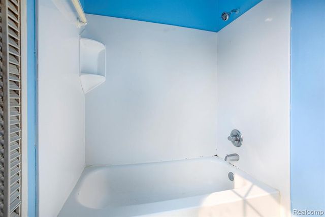 1875 Sheffield Drive, Ypsilanti, MI 48198