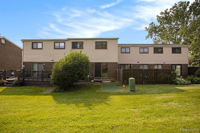 1875 Sheffield Drive, Ypsilanti, MI 48198