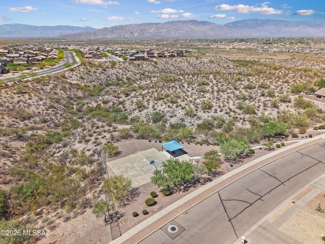 12850 E Red Iron Trail, Vail, AZ 85641