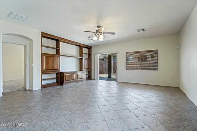 12850 E Red Iron Trail, Vail, AZ 85641