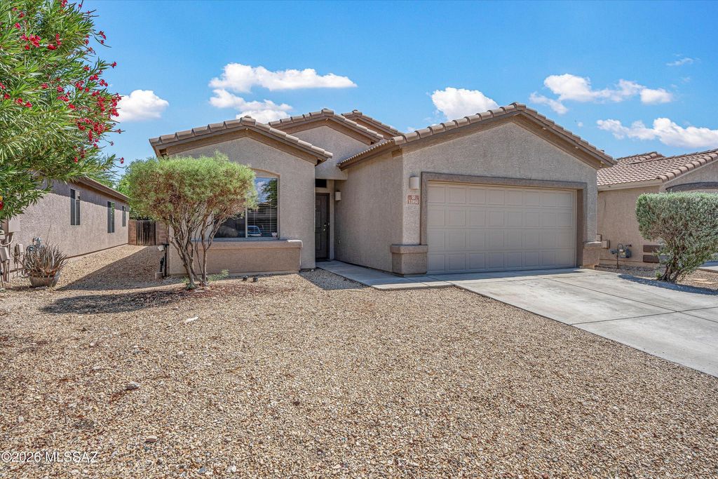 12850 E Red Iron Trail, Vail, AZ 85641
