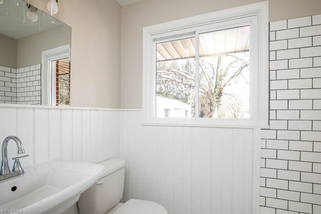 2033 Truelove Lane, Winston-salem, NC 27127