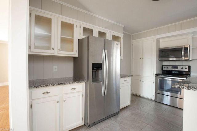 2033 Truelove Lane, Winston-salem, NC 27127