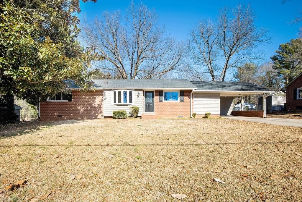 2033 Truelove Lane, Winston-salem, NC 27127