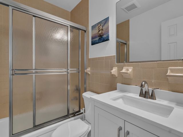 476 19th Place, Vero Beach, FL 32960