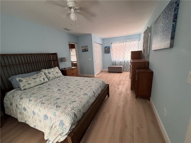 476 19th Place, Vero Beach, FL 32960