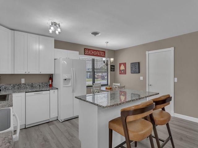 476 19th Place, Vero Beach, FL 32960