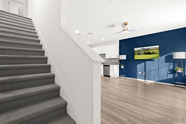 347 Sweet Pl, Fallbrook, CA 92028