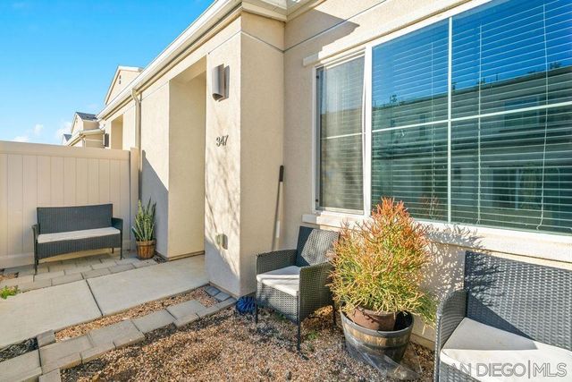 347 Sweet Pl, Fallbrook, CA 92028