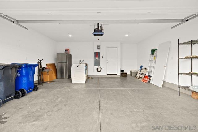 347 Sweet Pl, Fallbrook, CA 92028