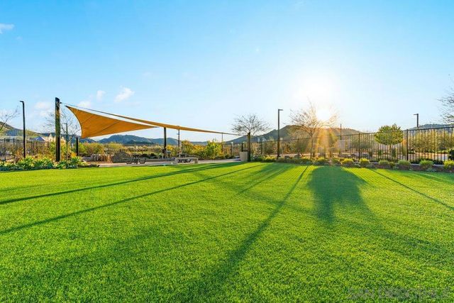 347 Sweet Pl, Fallbrook, CA 92028