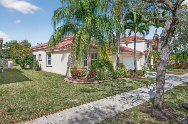 4042 Pinewood Lane, Weston, FL 33331